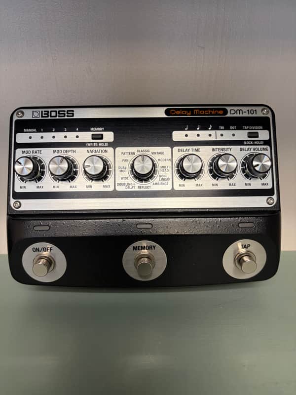 Boss DM-101 Delay Machine