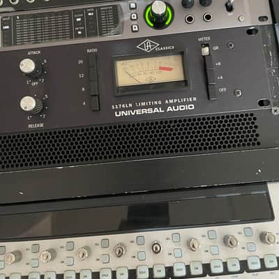 Universal Audio Apollo x8p Gen 1 Thunderbolt 3 Audio Interface image 6