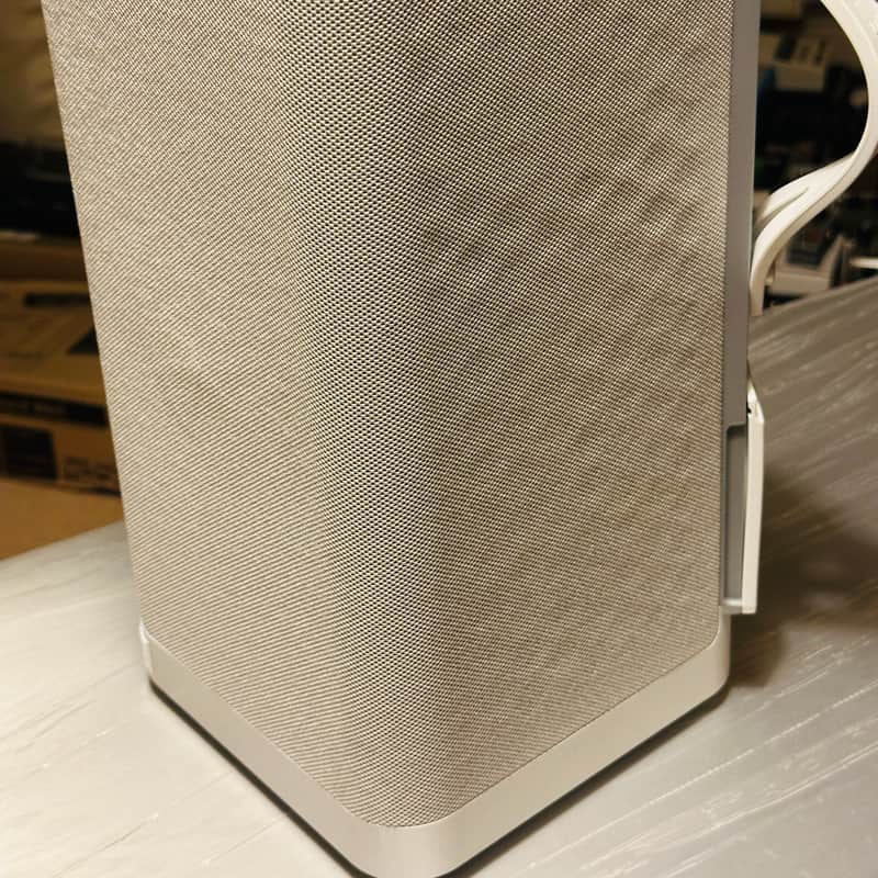 2024 Ultimate Ears Huperboom White