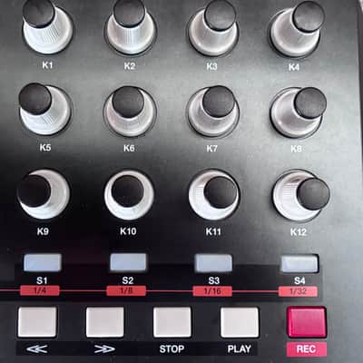 Akai MPK25 2012 - Black image 6