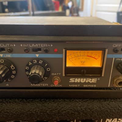 Shure M267 Mixer/Preamp image 2