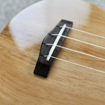 Big Island Ukulele Co. Solid Golden Koa Soprano KT-SPS W/ Carrying Case image 15