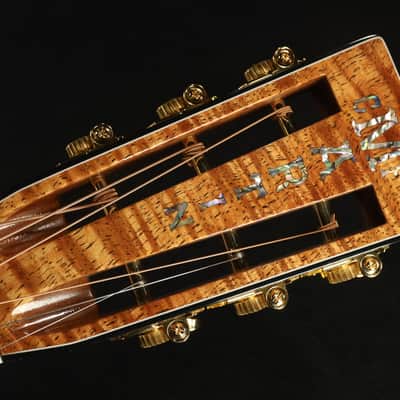 Martin Custom Shop 000 12Fret Exceptionally Figured Koa Slotted CUSTOM ORDER 044 image 4