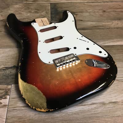 Made to Order - FRANCHIN Mercury guitar body Relic Aged Nitro Lacquer OVER METALLIC LEAF (Sunburst/ Black/ White/ Blue/ Green/ Yellow/ Red/ Pink/ Burgundy/ Purple/ Gold/ Silver/ Copper, etc.) Basswood Poplar Stratocaster-Strat-S-Style Made in Italy image 3