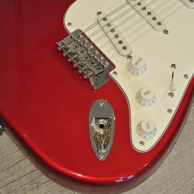 Squier Classic Vibe 60's Stratocaster - Candy Apple Red- With Gig Bag image 7