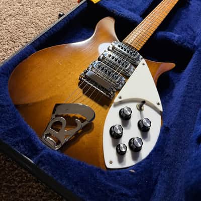 Rickenbacker 1979 320 - Autumnglo image 12