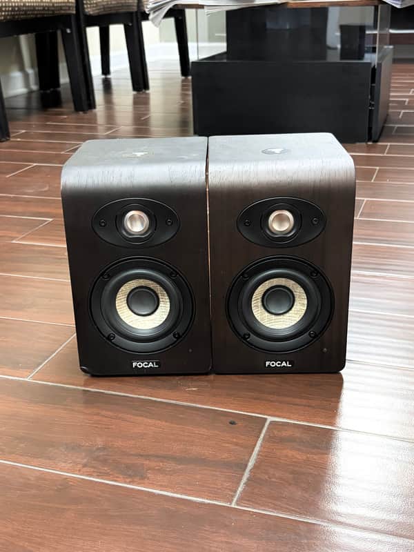 Focal Shape 50 (5" Powered Studio Monitors (Pair) 2010s - Wood) image 1