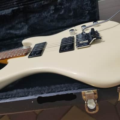 Kramer Pacer 1985 Cream image 13