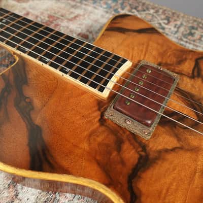 Jesselli 14" Walnut and Gold Leaf Hollow Body Circa 1988 - Natural. image 7