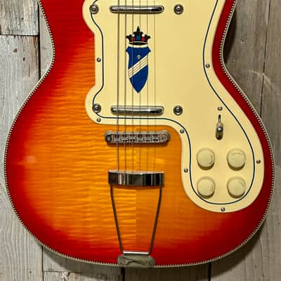 Kay K161 Thin Twin By Roger Fritz-Limited Reissue, Cherry Sunburst, Includes The Deluxe Kay Tuxedo Case & Pro Setup ! image 4