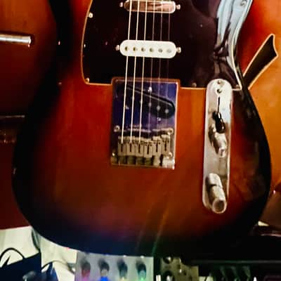 Fender Deluxe Power Telecaster with Power Bridge & Rosewood Fretboard 2000 - 2001 - 3-Color Sunburst image 1