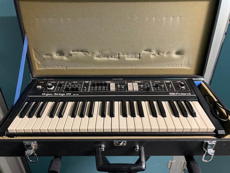 Roland RS-09 image 1
