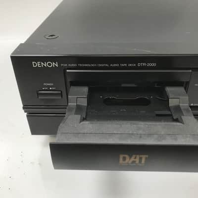 Denon DTR-2000 Digital Audio Tape Deck image 4