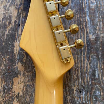Fender Japan Very RARE Order Made 2004 Lucite Stratocaster MIJ w/ Hardcase image 18