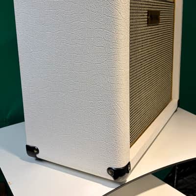 Marshall Studio Classic SC20C "JCM 800 Lead Series" 20-Watt 1x10" Guitar Combo 2020 - Present - White Elephant image 3