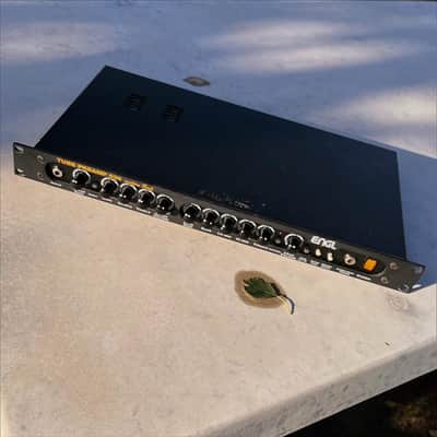 Preamp ENGL E530 - 1U Rackmount Tube Preamp with Four Voices from Clean to High-Gain image 7