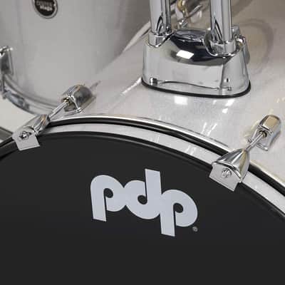 Pacific Drums Center Stage Complete Drumkit, 5 Drum Set, Diamond White Sparkle, 7x10, 8x12, 12x14 Floor, 14x20 Kick, 5x14 Snare (PDCE2015KTDW) image 3