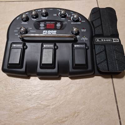 Line 6 Floor POD Multi-Effect and Amp Modeler 2006 - 2007 - Black image 1