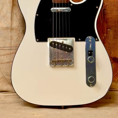 Fender MIJ Traditional 60's Telecaster Custom 2017 - Arctic White image 2