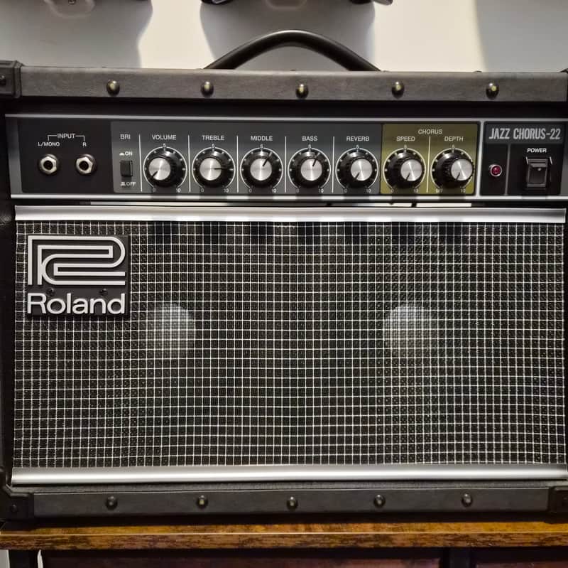 Roland JC-22 Jazz Chorus 2-Channel 30-Watt 2x6.5" Guitar Combo 2016 - Present - Black image 1