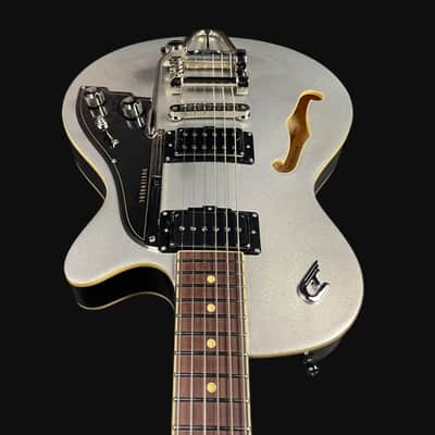 Duesenberg Starplayer TV Electric Guitar in Silver Sparkle W/ Hardcase image 5