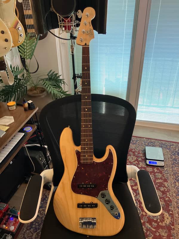 Fender FSR Deluxe Jazz Bass
