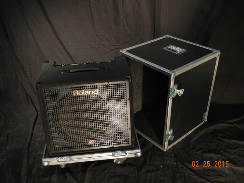 Roland KC-550 W/ Flight case image 1