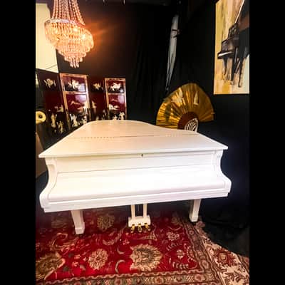 Acoustic luxury: White Yamaha G3 Grand piano image 4