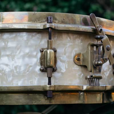 Vintage 1920s Leedy 'Full Dress' 14x4 Snare Drum in White Marine Pearl image 8