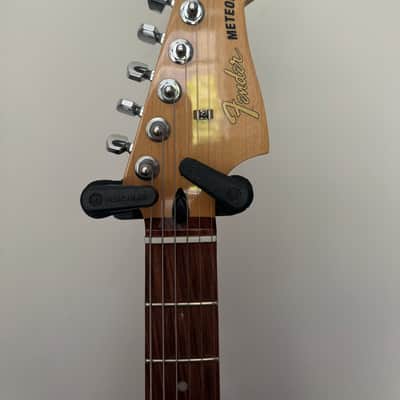Fender Alternate Reality Series Meteora HH with Pau Ferro Fretboard 2019 - Candy Apple Red image 4