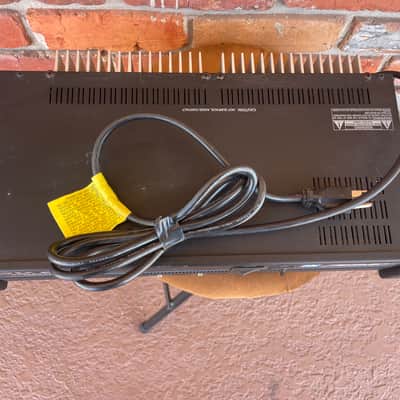 Peavey PV260 Stereo Power Amp 130 watts x 2 image 2