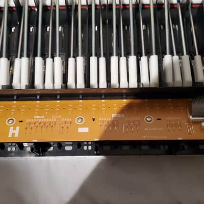 Yamaha CLP-911 key assembly - full assembly with LMH contact boards and strips image 6