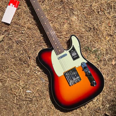 Fender Vintera III Limited Edition Early '60s Telecaster 2026 - 3-Color Sunburst image 2