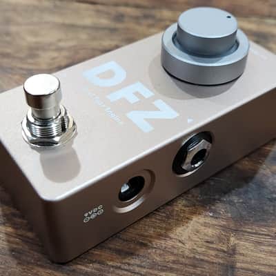 Darkglass Electronics DFZ2 Dual Fuzz 2020s USA image 4