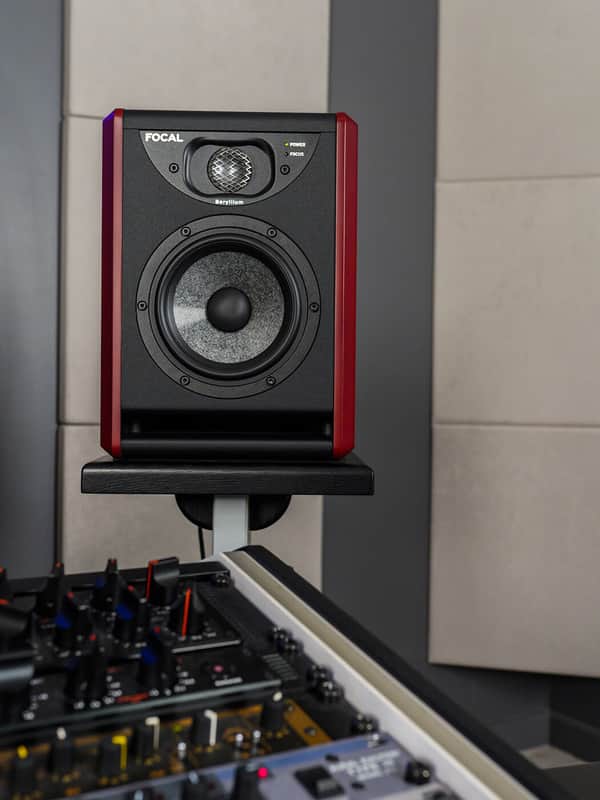 Focal Solo6 ST6 Active Studio Monitor (Pair) 2023 - Present - Red image 1