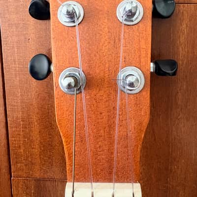Islander MSC-4 Deluxe Concert Ukulele Satin Natural, Solid Mahogany, Excellent image 3