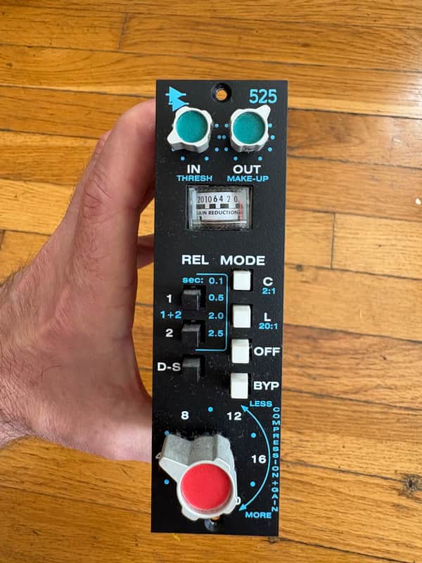 API 525 500 Series Compressor / Limiter image 1