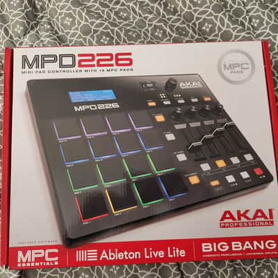 Akai Professional MPD226 - NIB- Black image 5