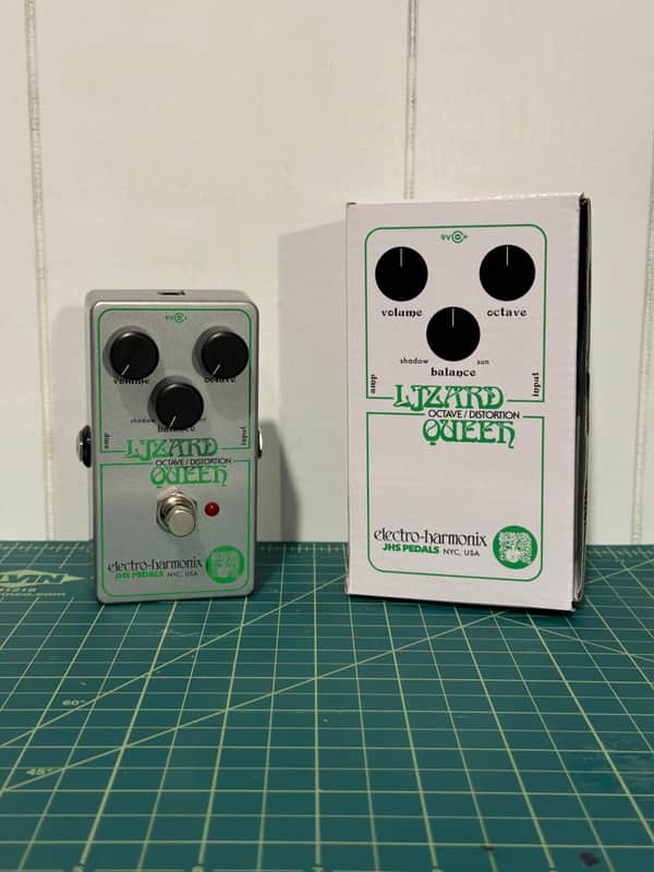 Electro-Harmonix / JHS Nano Lizard Queen Octave Fuzz 2023 - Present - Silver / Green image 1
