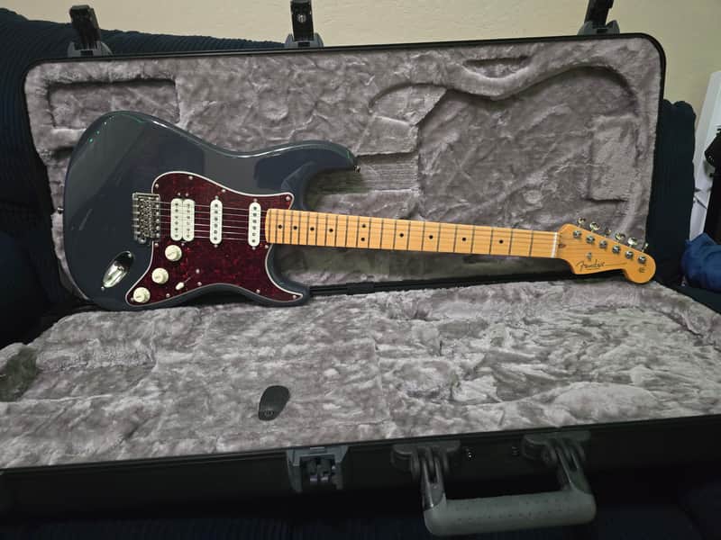 Fender American Professional Classic Stratocaster HSS 2025 - Present Faded Black image 1