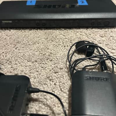 Shure BLX288. 2 Lavs and PG58 mic image 5