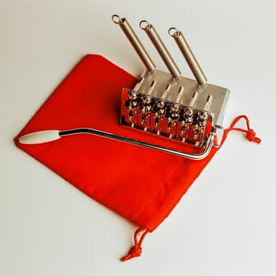 L Guitar Glide PRO Tremolo Bridge with Claw Lock Resonator image 2
