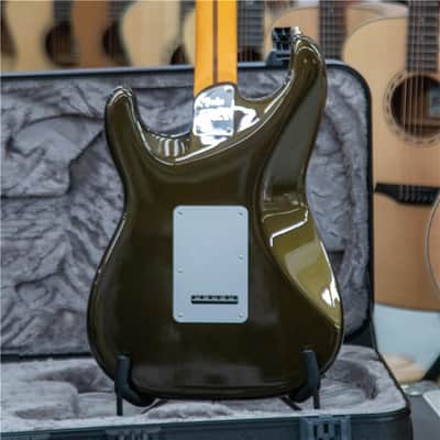 FENDER Am Ultra II Stratocaster HSS EB Texas Tea image 2