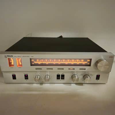 Philips -AH673 - AM/FM stereo tuner - Serviced/Recapped image 3
