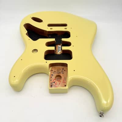 Fender Stratocaster Player II Alder Body Hialeah Mint/New 26011 image 4