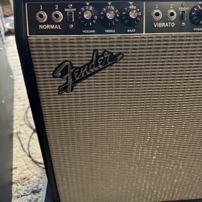 Fender '65 Super Reverb Reissue 45-Watt 4x10" Guitar Combo 2001 - Present - Black image 2