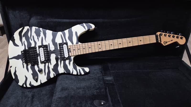 Charvel Satchel Signature Pro-Mod DK22 HH FR M
