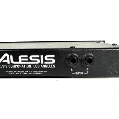 Alesis QuadraVerb GT 20k Bandwidth Simultaneous Guitar Effects Processor 1990s - Black image 9