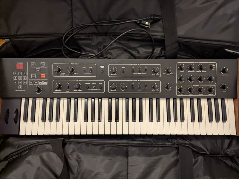 Sequential Prophet 600 1982-1984 - Black image 1