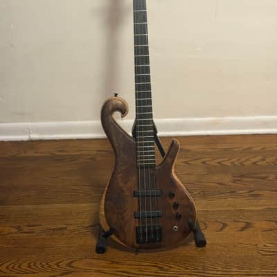 Beardly Customs Bass n/a 11/6/2017 Satin image 1